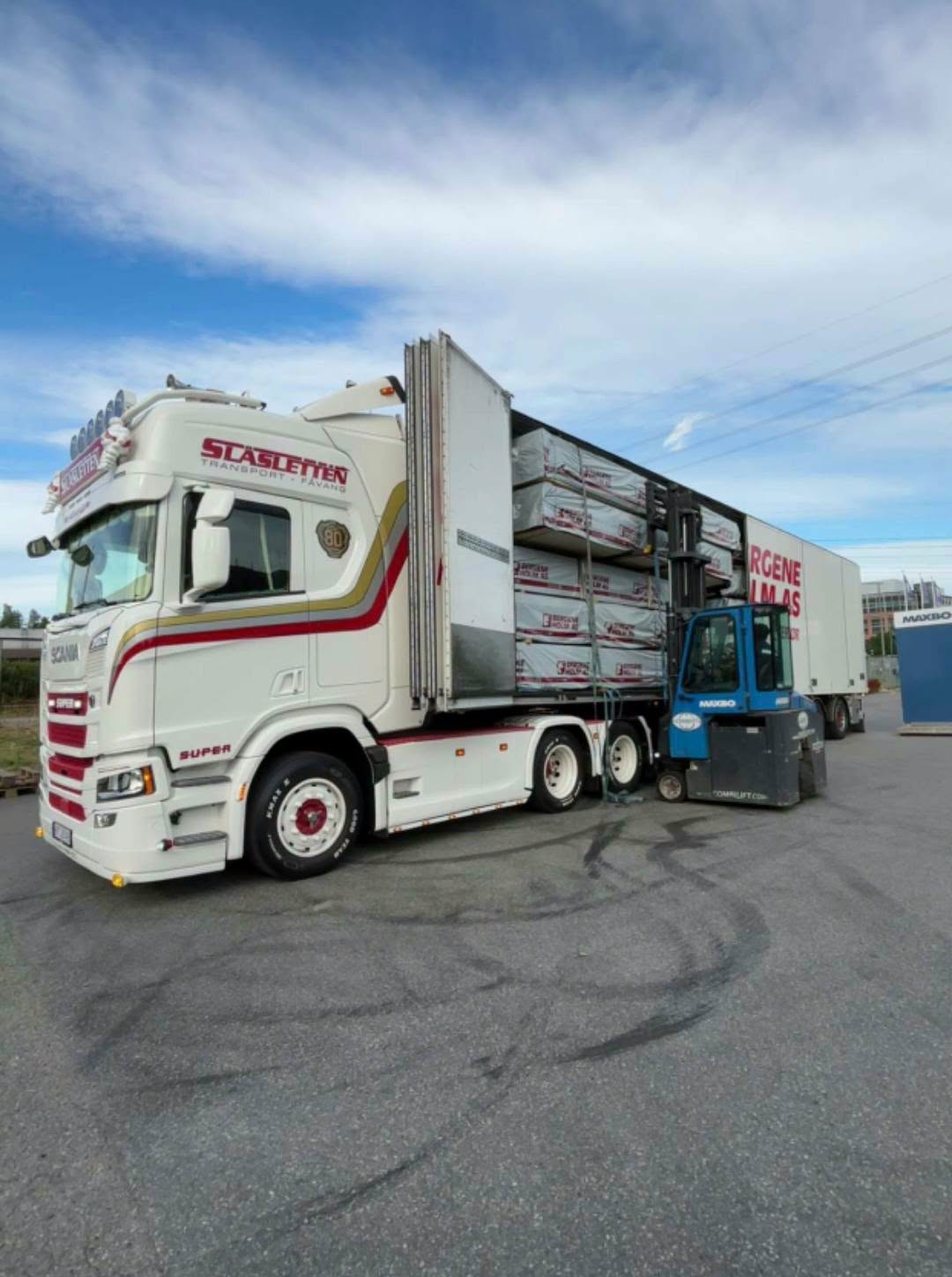 Skaptransport med Slåsletten Transport